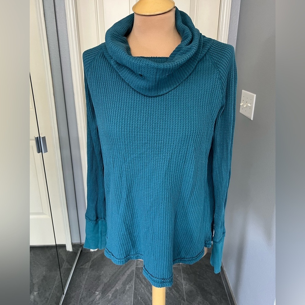 Sundance Women's Blue Waffle Knit Tunic Size Small Cowl Neck Basic Thermal Boho